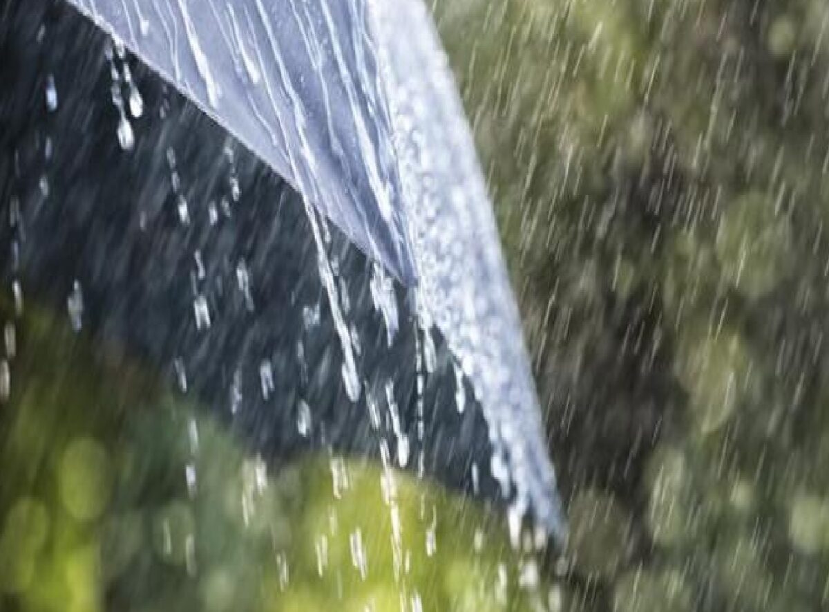 Continúa pronóstico de lluvias fuertes para zonas de Michoacán