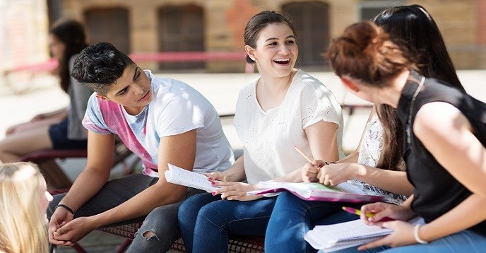 Cuánto reciben beneficiarios de Jóvenes Construyendo el Futuro