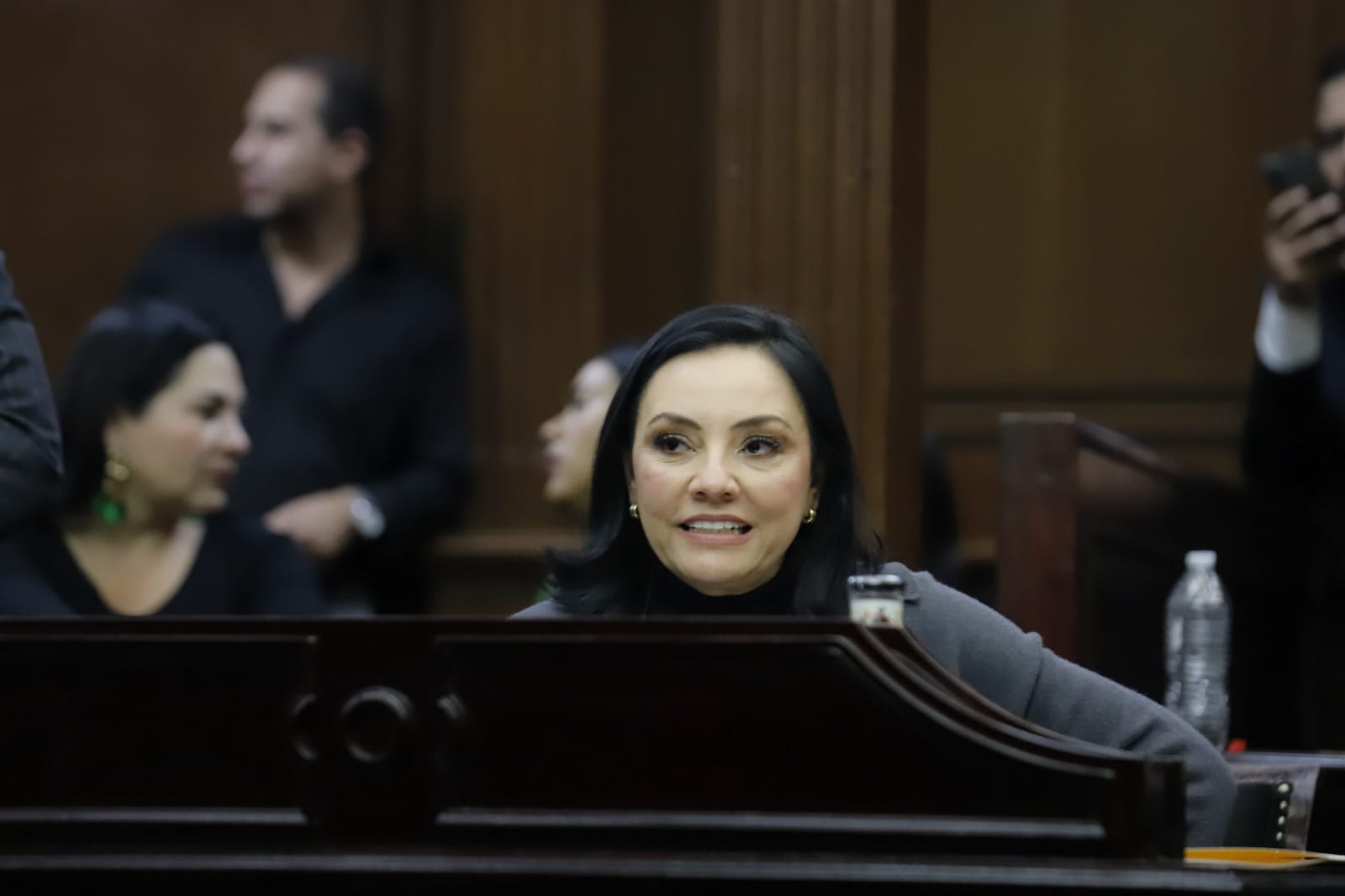 Descarta Hernández Íñiguez renunciar al PRI para postularse por PRD