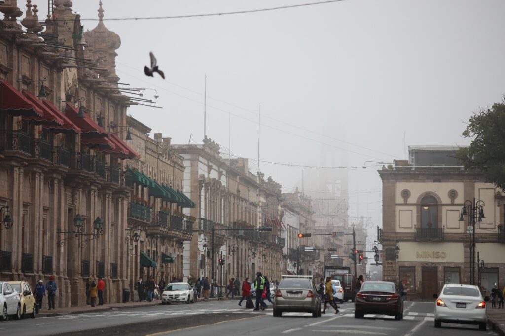 Frente frío solo ha dejado niebla: PC Morelia