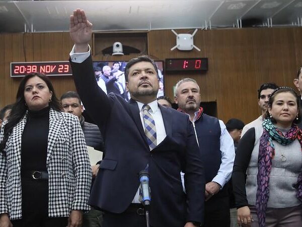 Juez revoca nombramiento de gobernador interino de Nuevo León