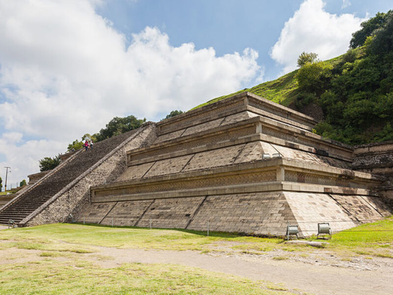¿Sabías que la pirámide más grande del mundo está en México?