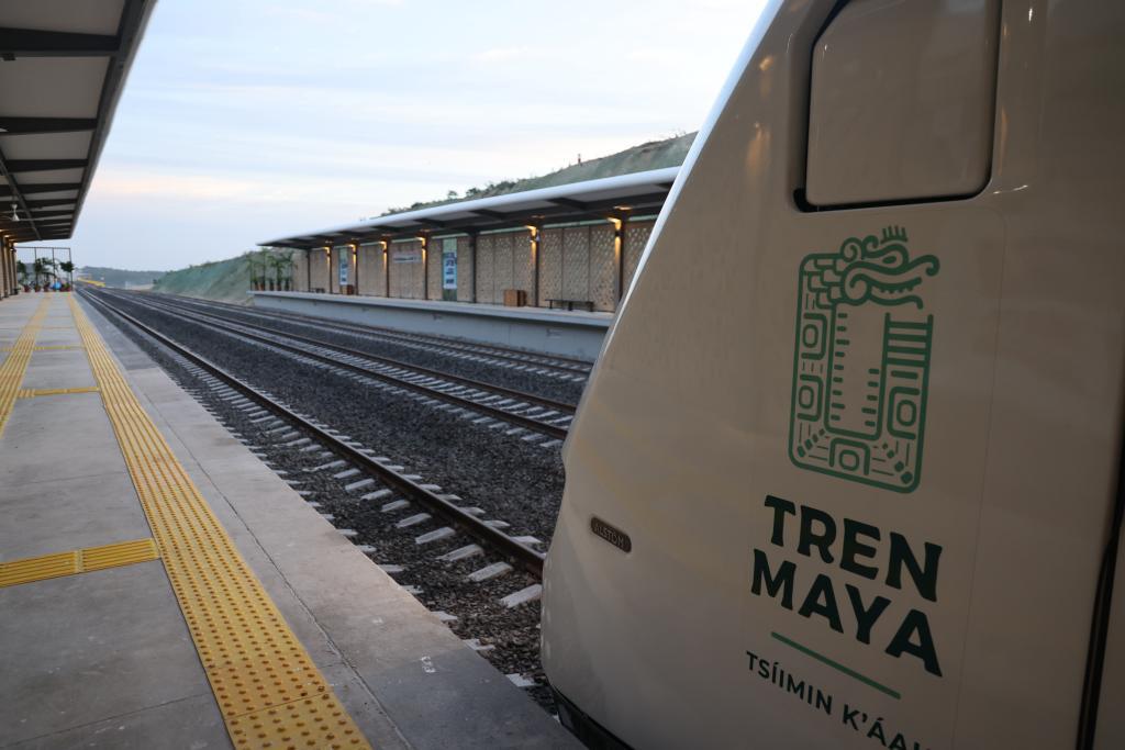 Inaugura AMLO primer tramo del Tren Maya