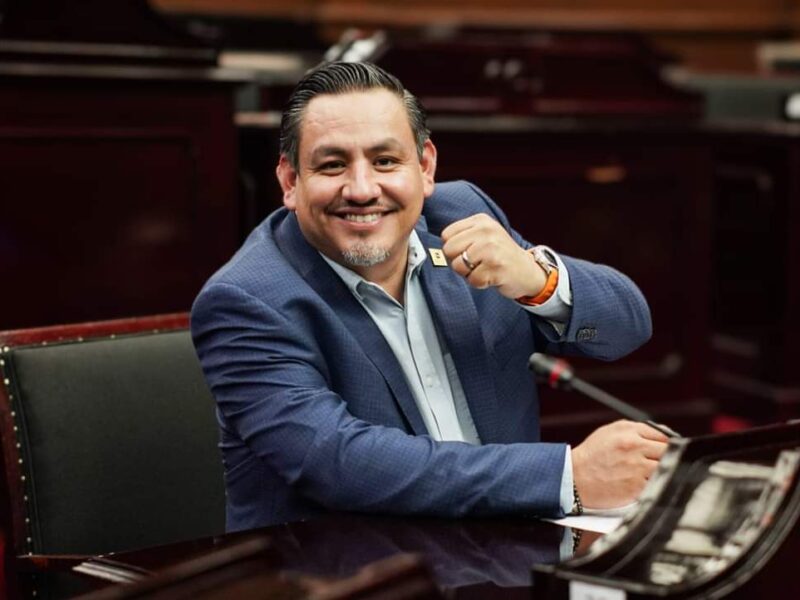 En la construcción de futuro, cambio de planes son oportunidades: Víctor Manríquez