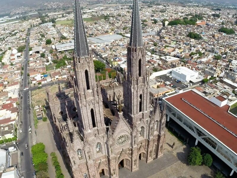 Templo neogótico de Michoacán, más grande que Catedral de Barcelona
