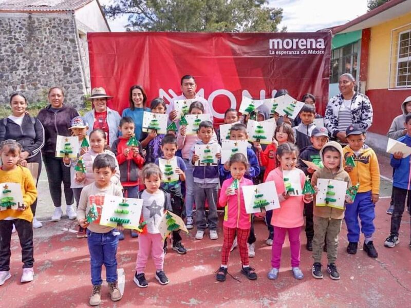 Niñas y niños zacapenses celebran esfuerzo de Mónica Valdez por preservar nuestras tradiciones