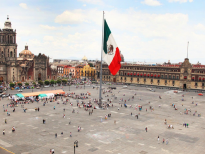 ¿Conoces el nombre real del Zócalo de la Ciudad de México?
