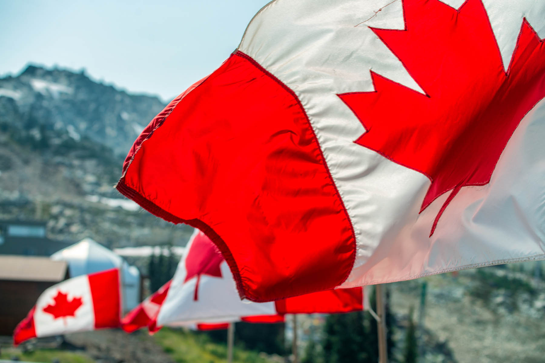 Ministro de Quebec quiere imponer visa a mexicanos