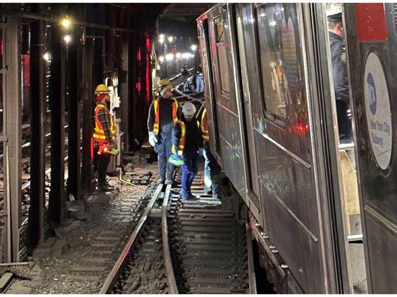 Trenes chocan en Nueva York; reportan varios heridos