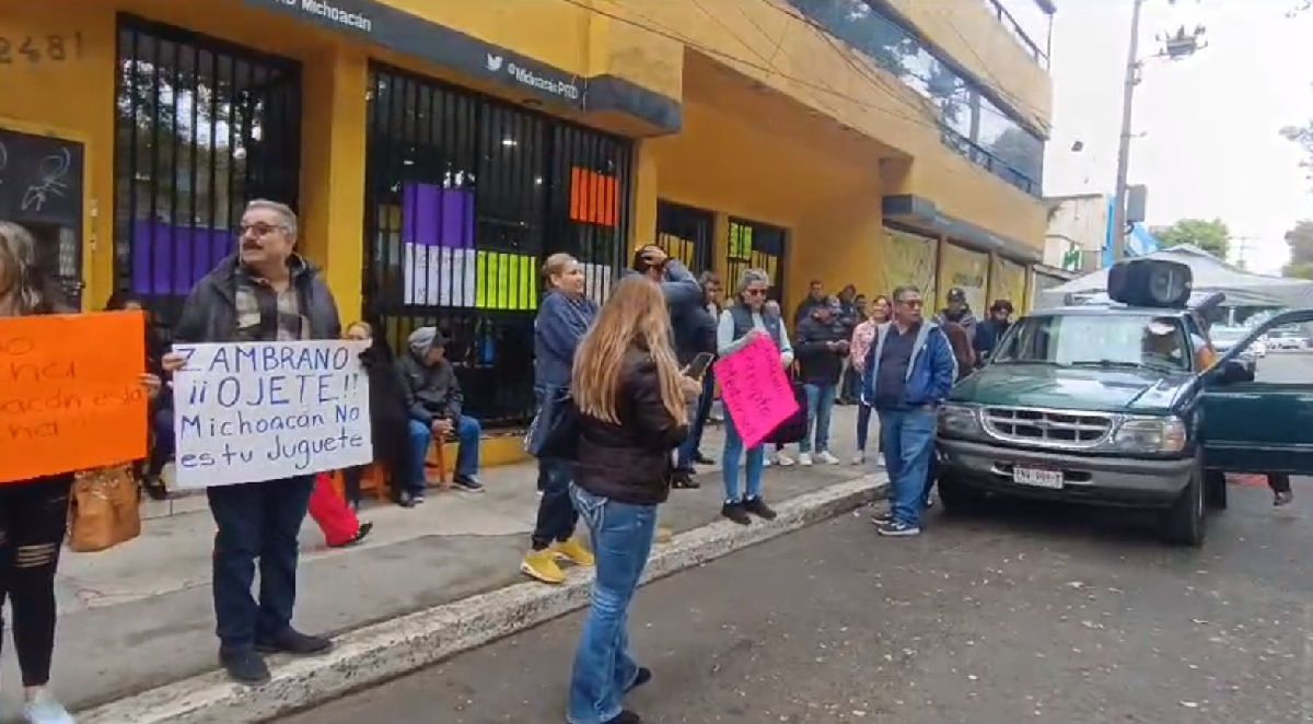 Inician encuestas PRD Michoacán con protesta