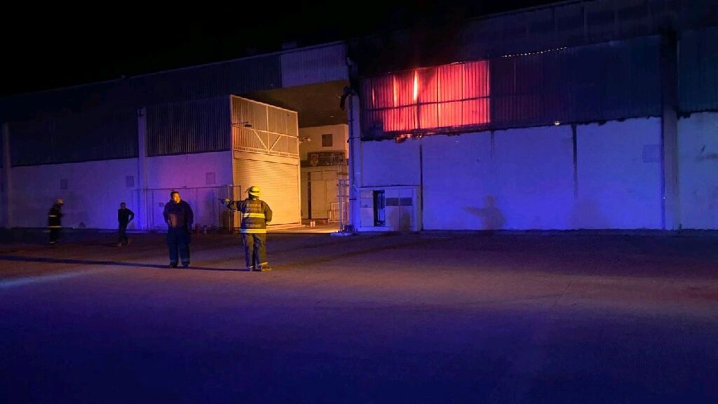 No hay reporte de víctimas en incendio en TextiCuitzeo