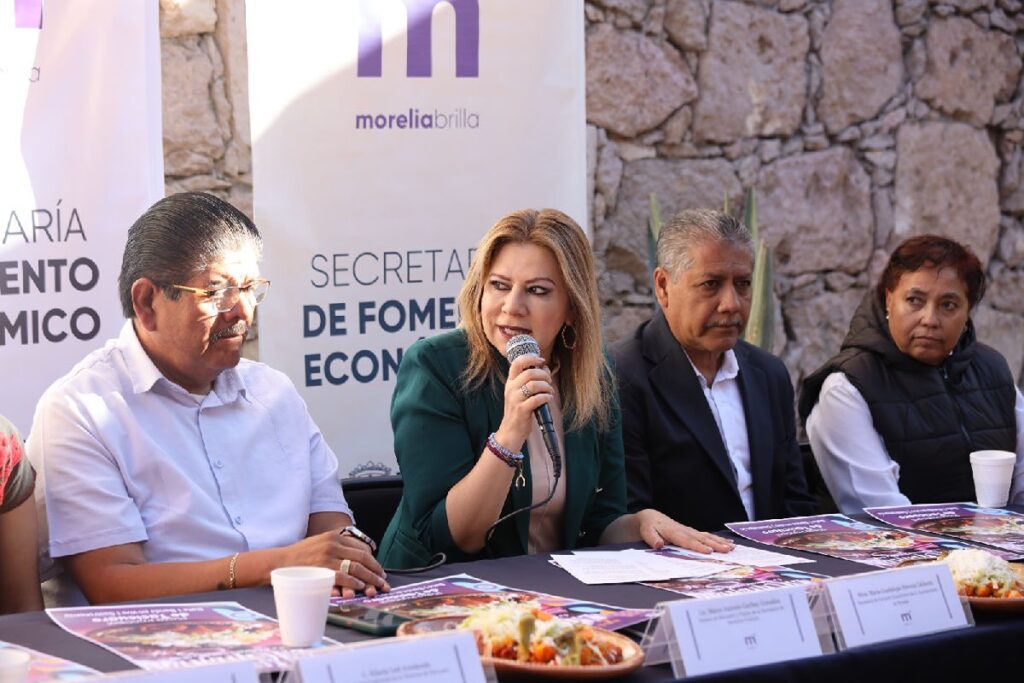 Presentan actividades de la Feria de la Enchilada en Tacícuaro