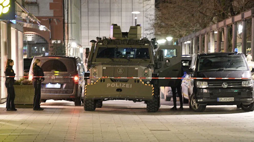 Toma de Rehenes en Starbuck Ulm de Alemania