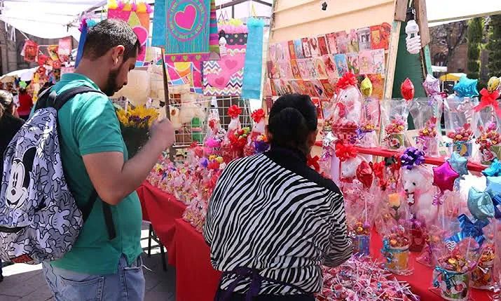 300 tolerancias para el comercio este 14 de febrero