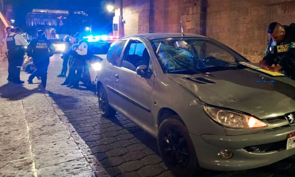 Accidente en el Portal Aldama daña vehículo