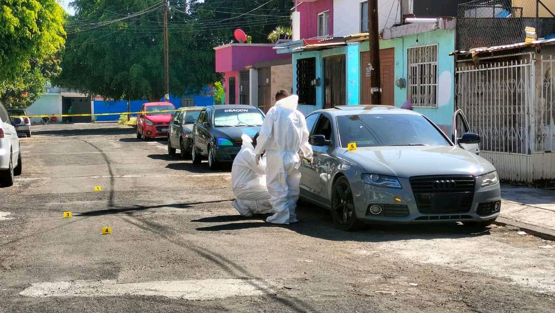 conductor se salva de ataque armado en Morelia