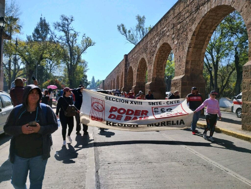 docentes también exigen estabilidad laboral