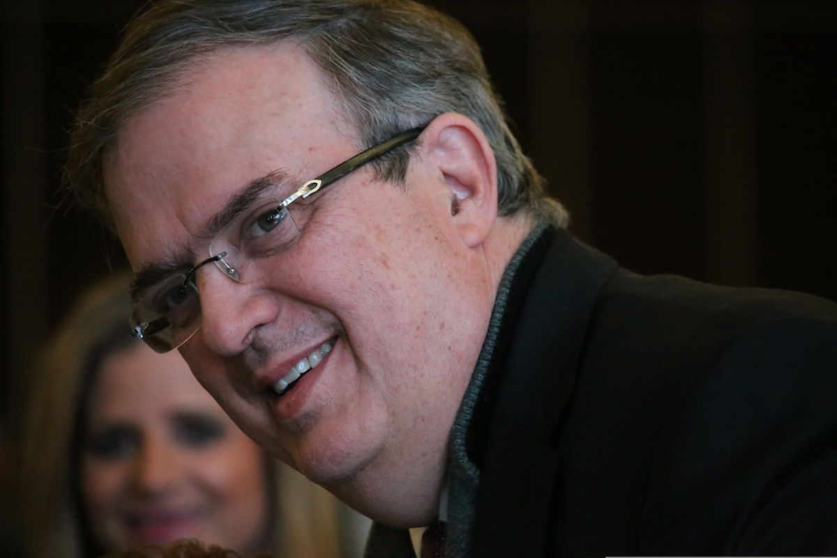 Ebrard se suma a la campaña de Claudia Sheinbuam