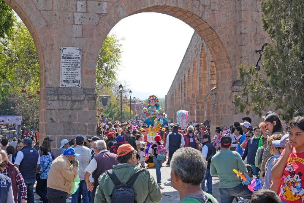 el centro de Morelia será sede del Carnaval del torito de petate