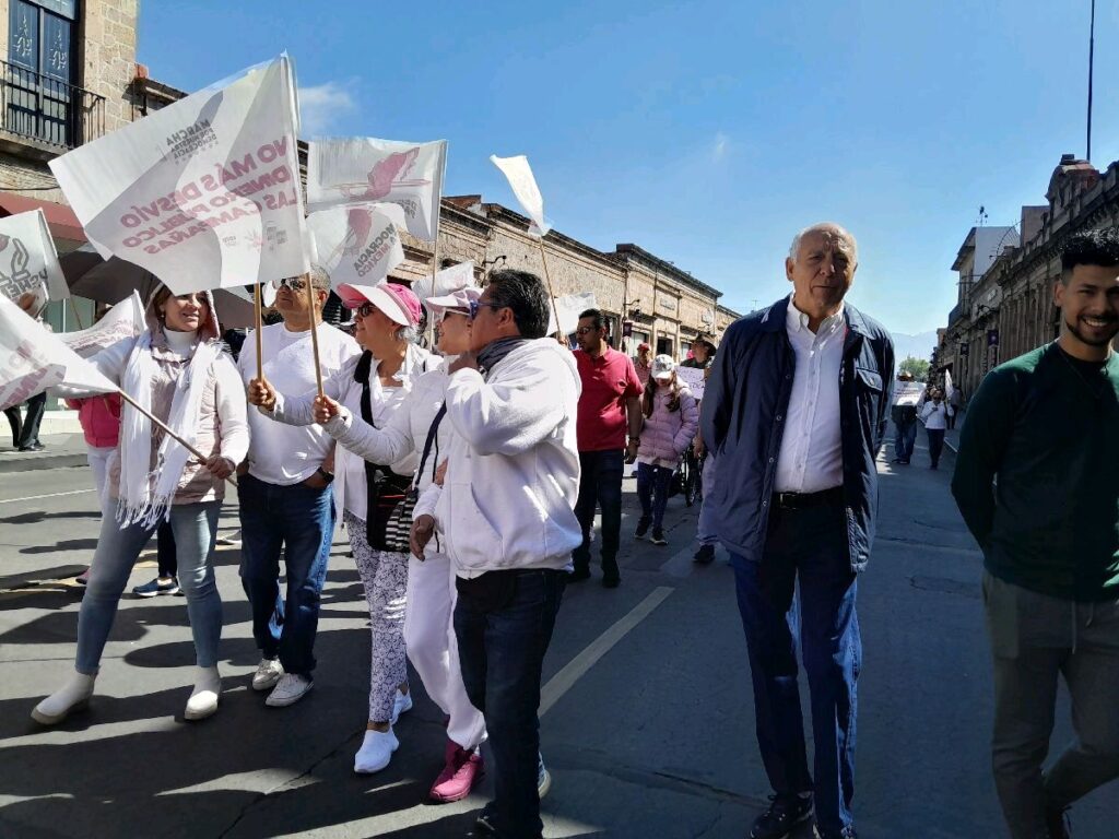 ex líder del MC Manuel Antúnez se sumó a la marcha