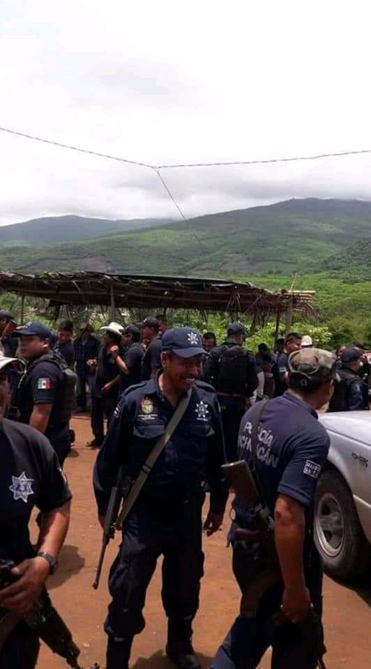 guardia comunal de aquila michoacán