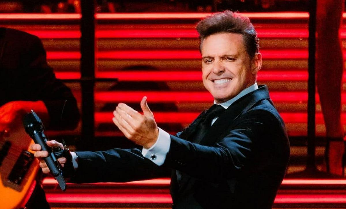 Luis Miguel logra récord con concierto en Venezuela