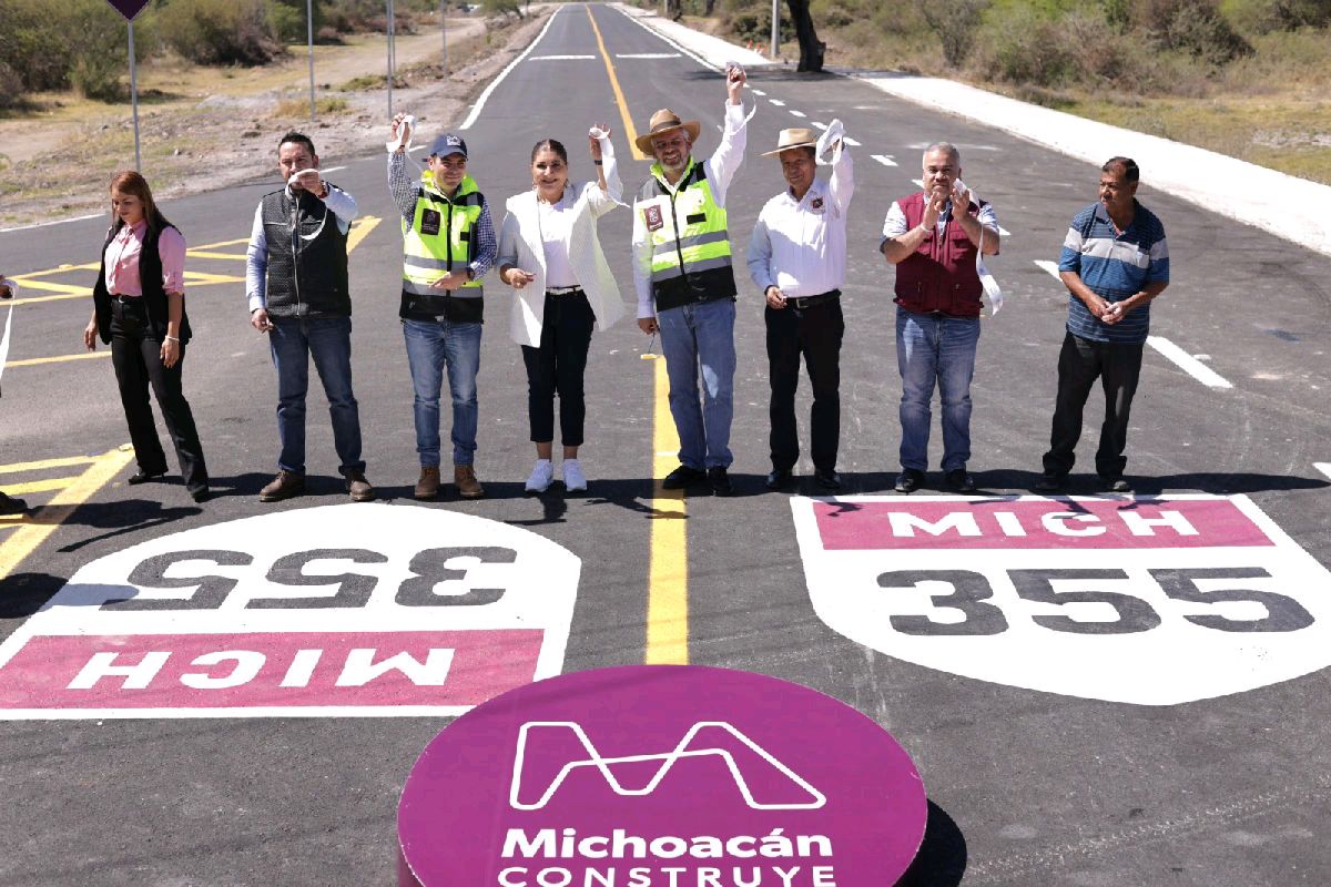 Mejora Bedolla Infraestructura carretera Michoacán