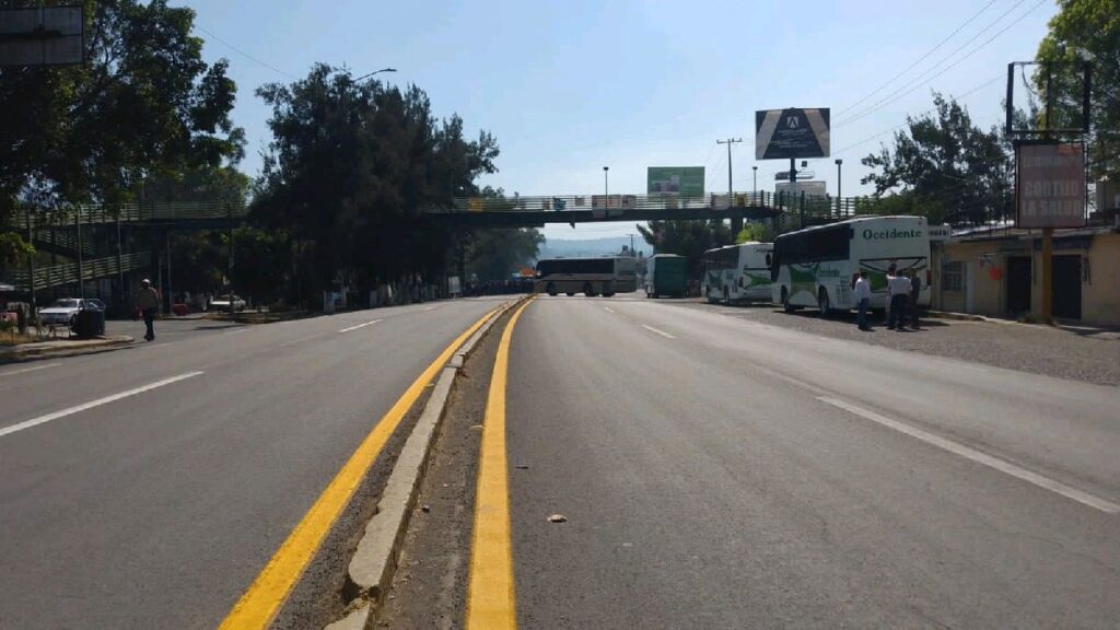 Morelia registró manifestación de normalistas