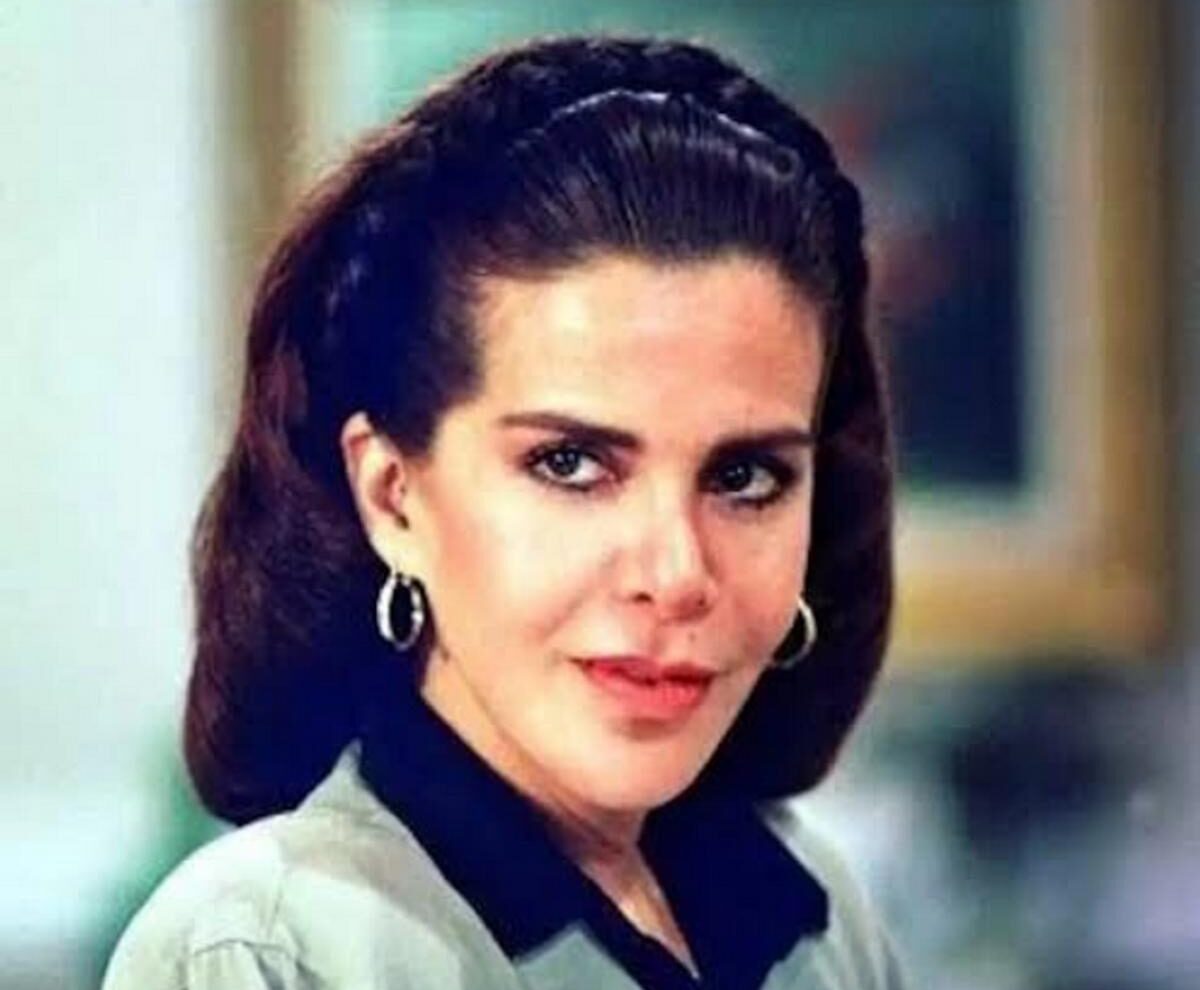 Renata Flores fallese revelan obituario