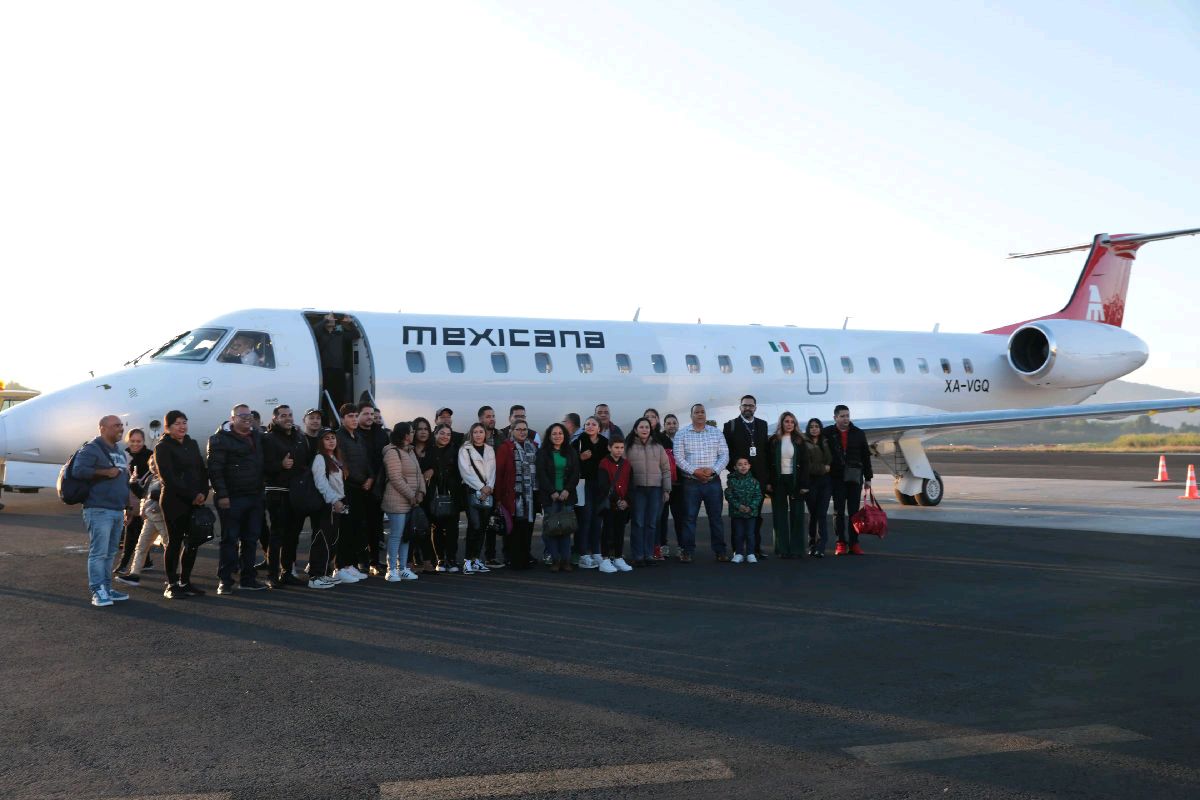 Se realiza el primer vuelo de Mexicana en Uruapan