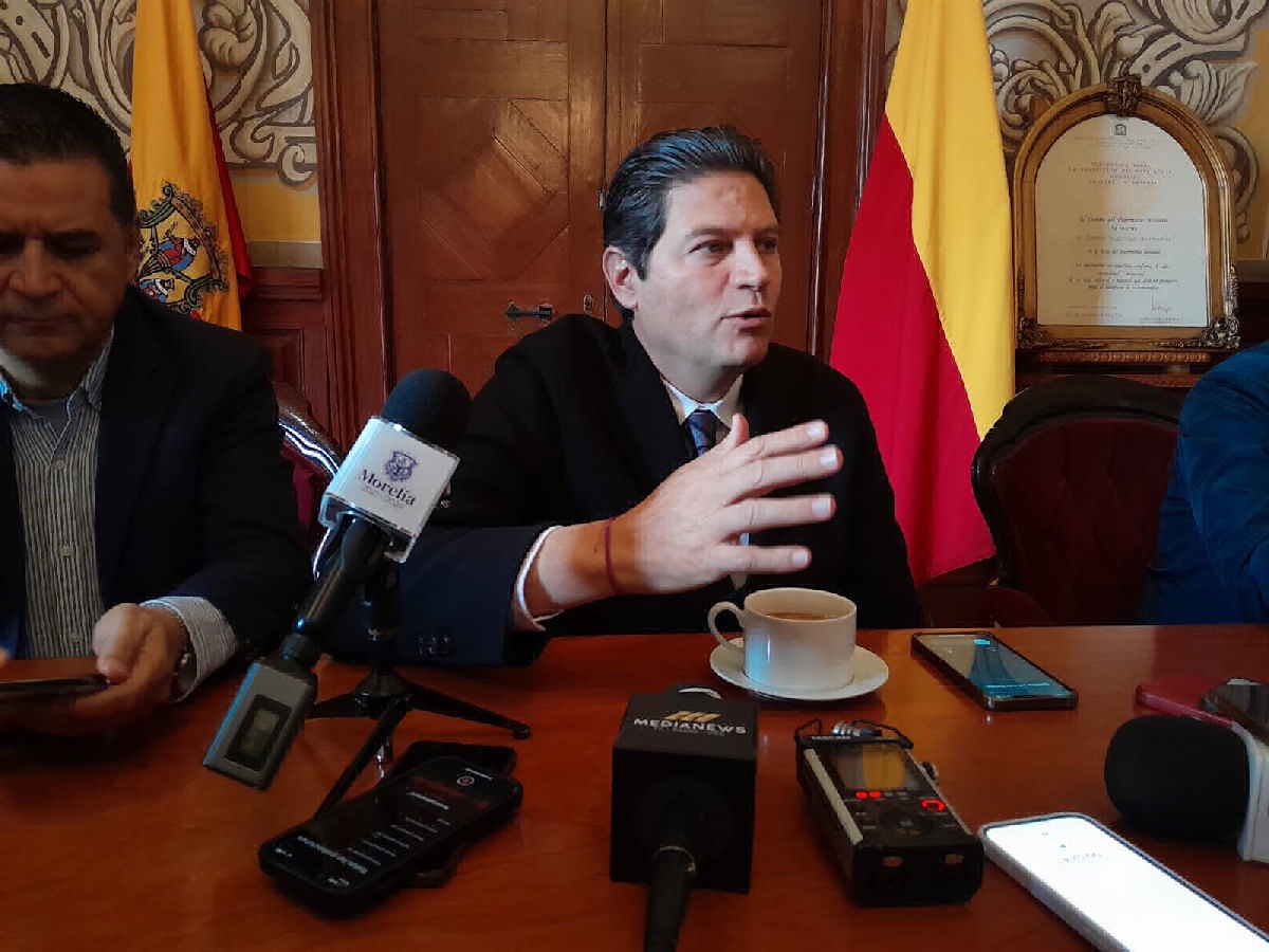 tragamonedas en Morelia abre discusión entre Alfonso y segob