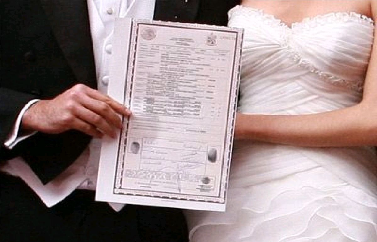UMSNH obliga a que se pague dote matrimonial a los del SUEUM