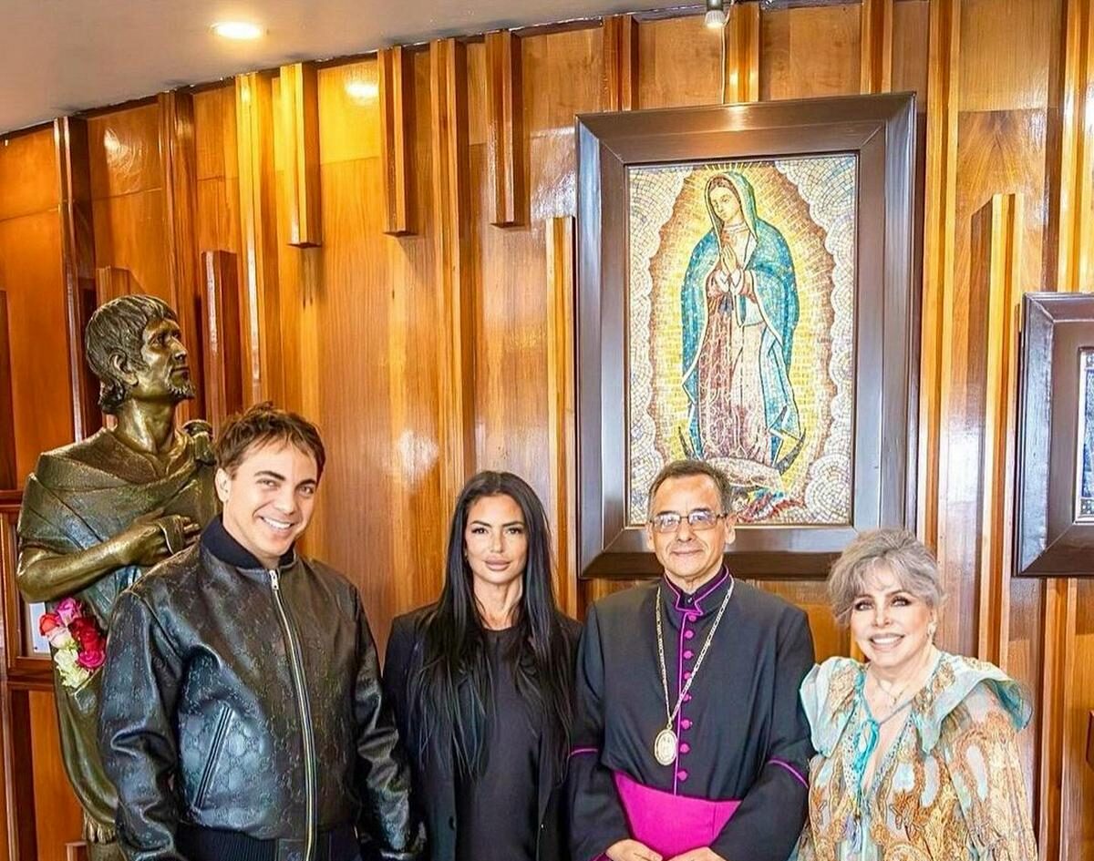 Veronica Castro lleva a su nuera a la Basílica de Guadalupe