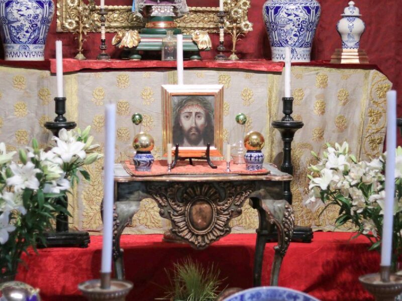 Altar de Dolores un actrativo legado colonial en Morelia