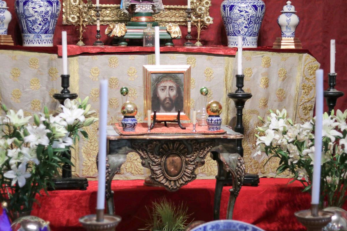 Altar de Dolores un actrativo legado colonial en Morelia