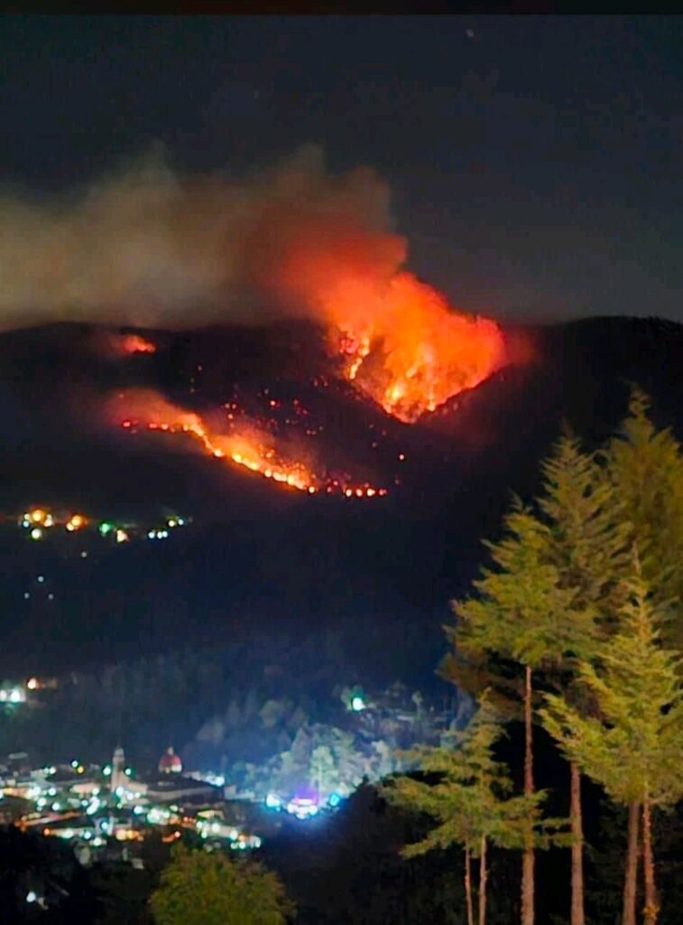 Apoyo divino por incendios forestales en México - Tlalpujahua