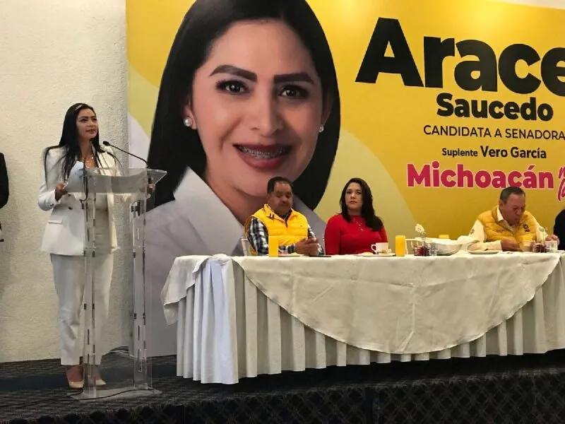 Araceli Saucedo inicia campaña rumbo al Senado