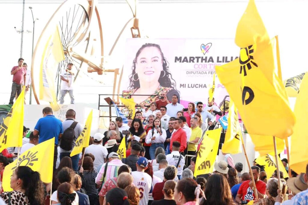 Araceli Saucedo por Zacapu campaña