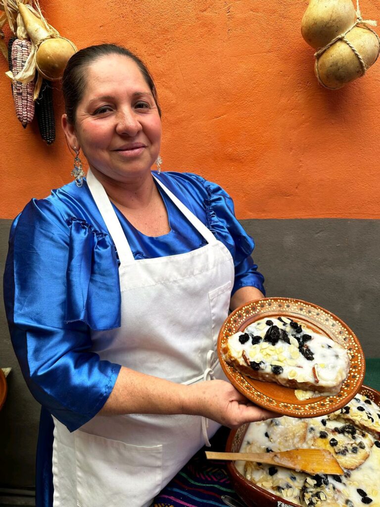 capirotada blanca postre de Semana Santa - cocinera