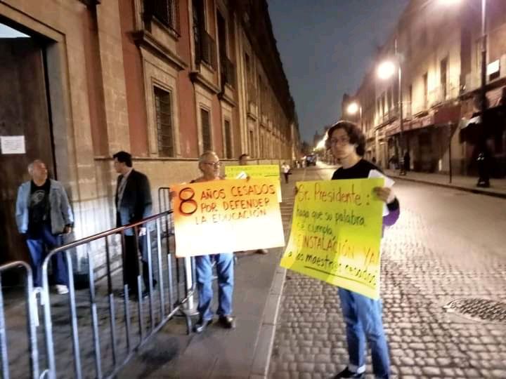 este martes docentes de la CNTE protestaron en Palacio Nacional