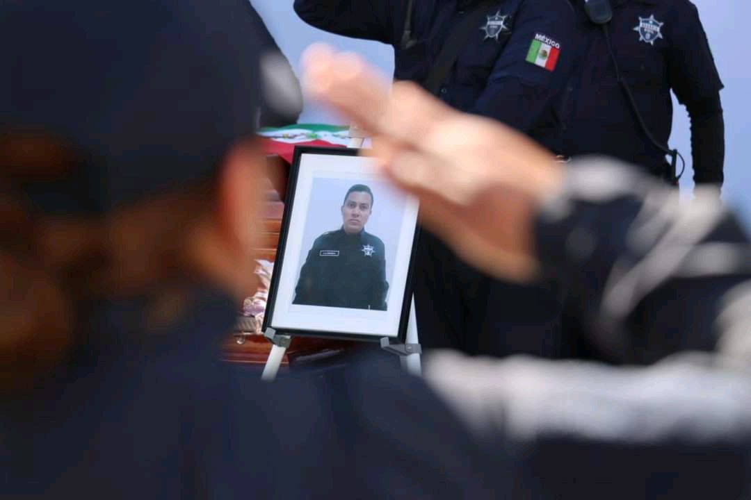 Homenaje a Guardia Civil de Michoacán
