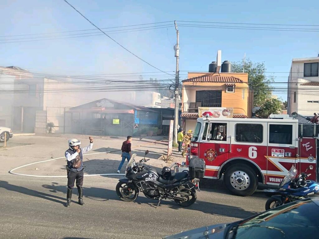 Reportan incendio en El Taco Marín, en Morelia