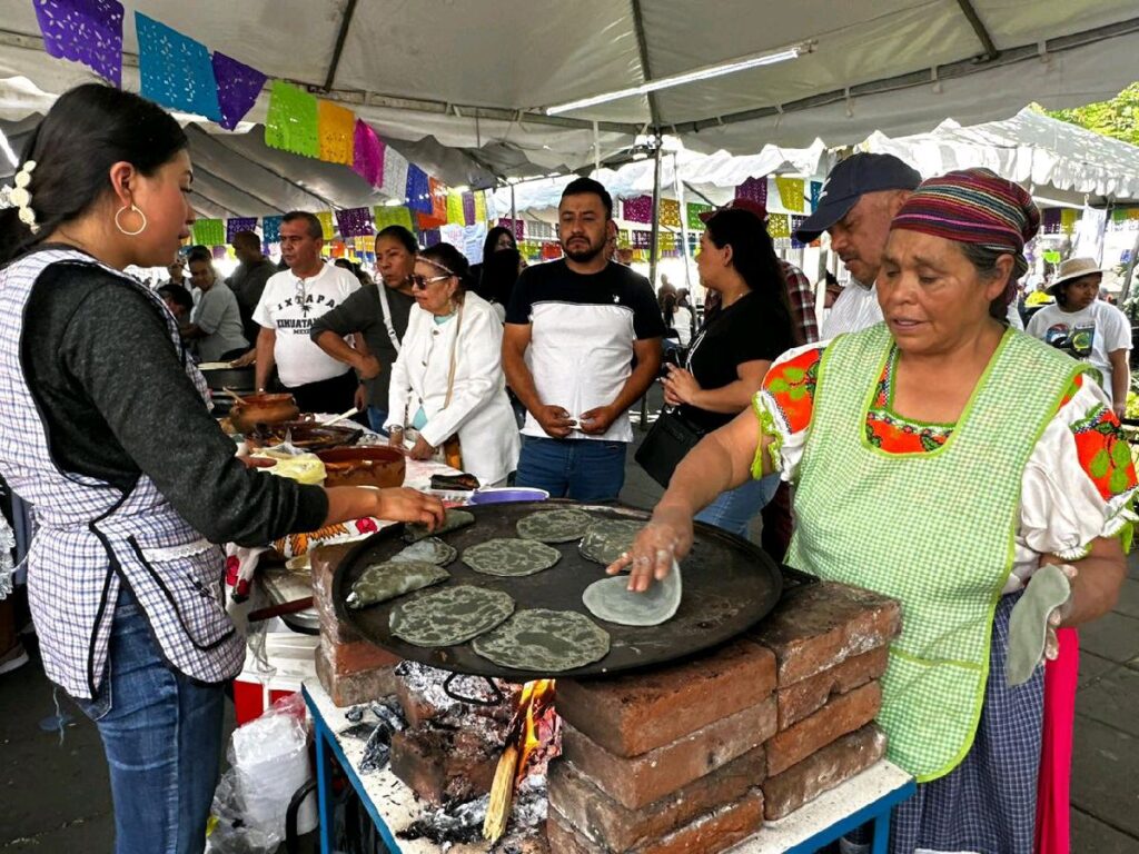 La autentica cocina tradicional en Uruapan - comal