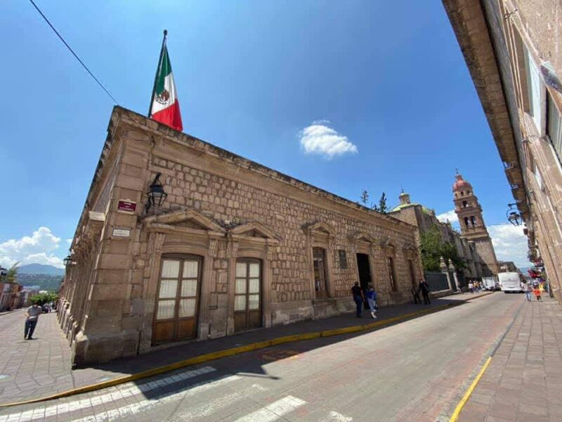 Descubre la Réplica de la Campana de la Independencia en Morelia