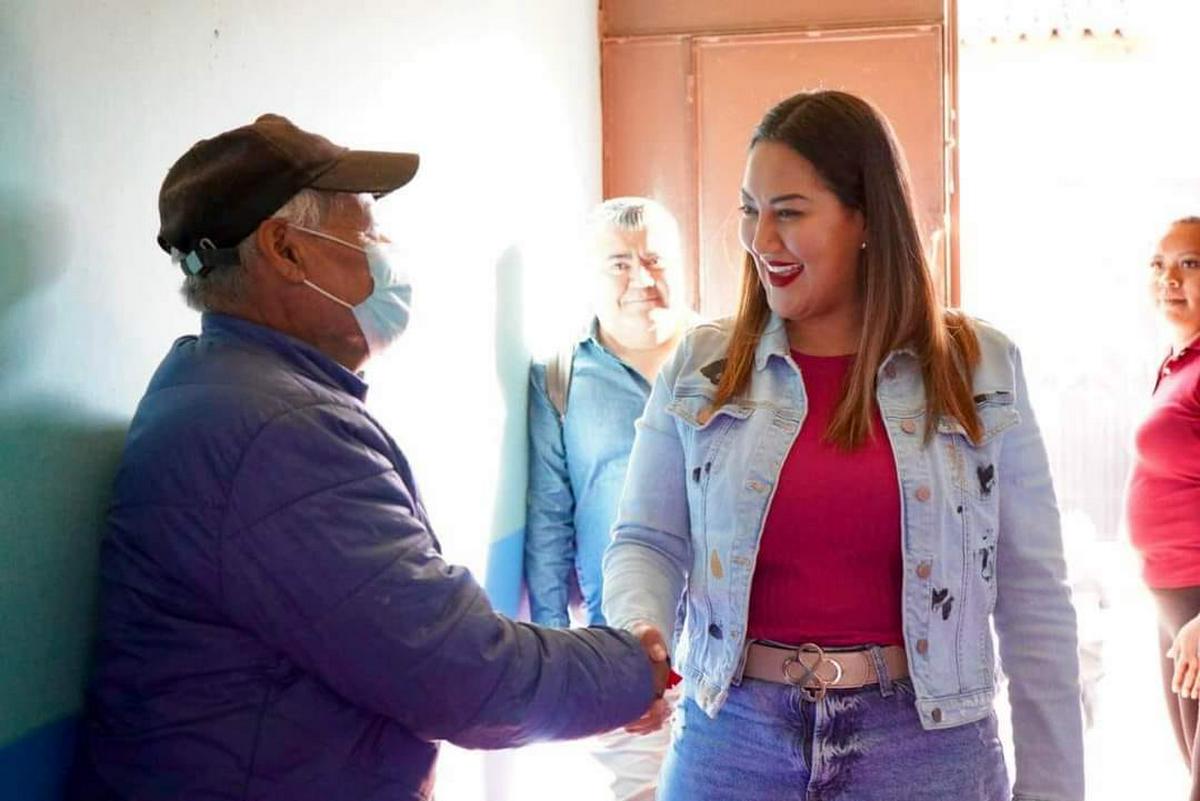 Mónica Valdez resalta la importancia de la familia