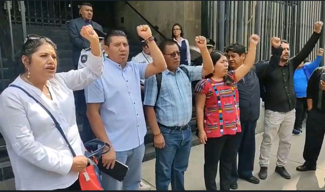protesta CNTE por candidatos plurinominales