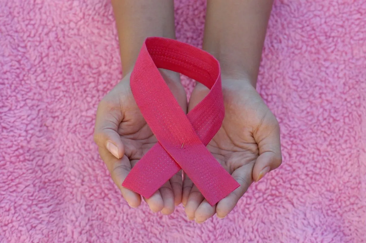 Resaltan importancia de la radioterapia contra el cáncer de mama