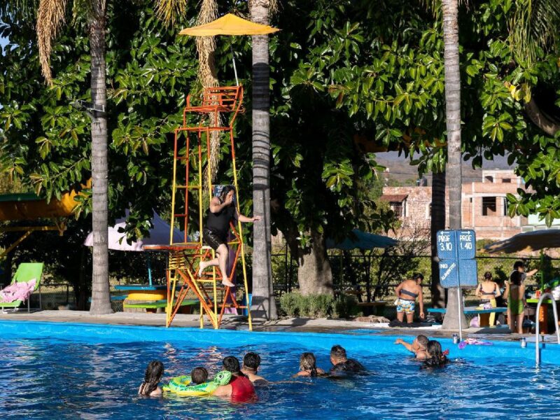 Sábado de Gloria en los Balnearios de Michoacán