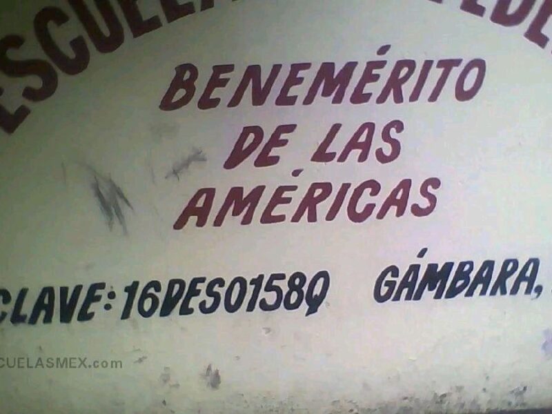 suspensión de clases en Múgica violencia