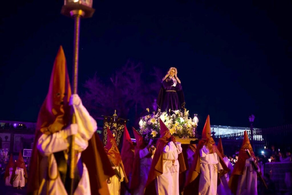 Ya alistan preparativos paa el camino de la Virgen de la Soledad